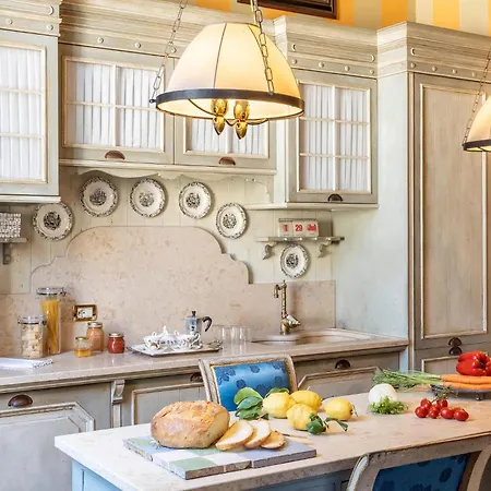 דירה Amazing In With Kitchen